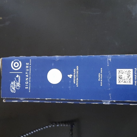 Pioneer Woman Signature Corelle 4pc appetizer plate set - Picture 4 of 6